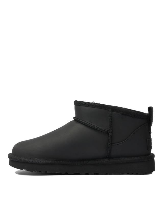 어그 [해외직구][V90]어그 1174210BLK 여성 부츠 앵클부츠 롱부츠 레인부츠 Classic Ultra Mini Pull On Ankle Boots 착용컷