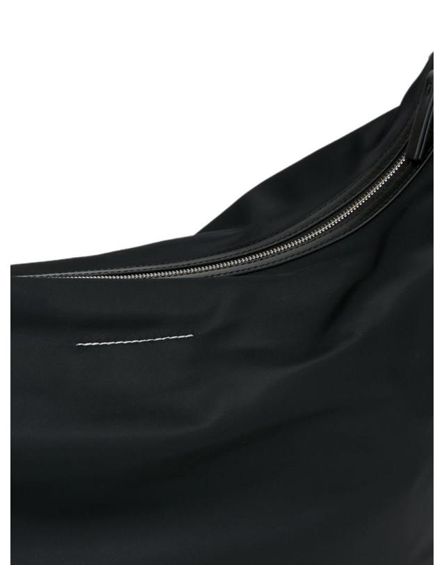 엠엠식스 메종 마르지엘라 [해외직구][P13]메종마르지엘라 SB5WG0040P9062T8013 남성 크로스백 숄더백 가방 슬링백 범백 벨트백 폰홀더 MM6 MAISON maison margielaNYLON CROSSBODY BAG 착용컷