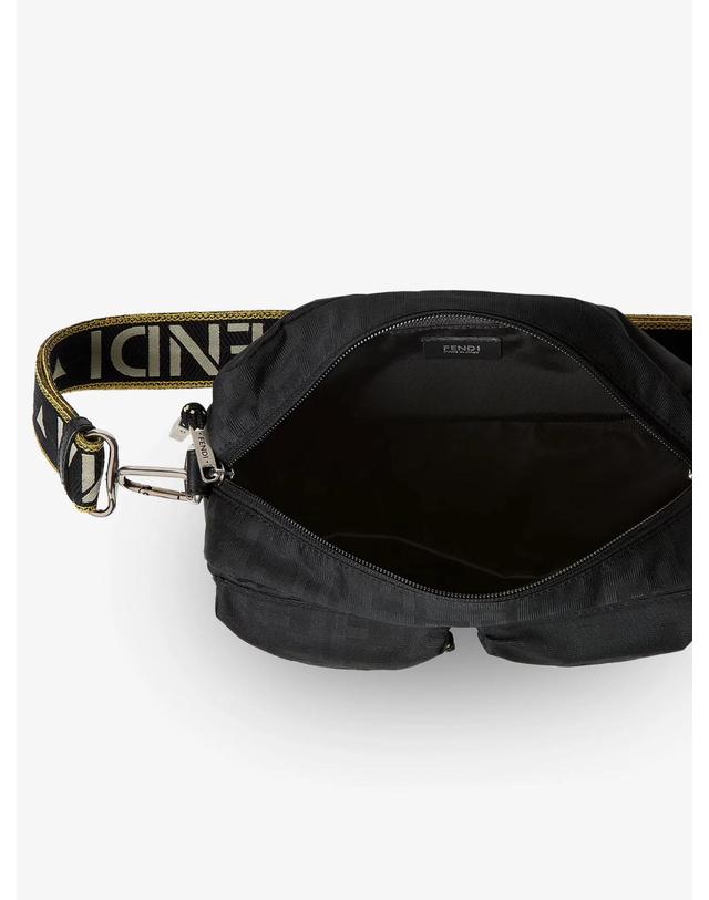 펜디 [해외직구][N85]펜디 7VA695 남성 벨트백 힙색 범백 FENDI Camera Case Superlight FF Zucca fabric crossbody bag 착용컷