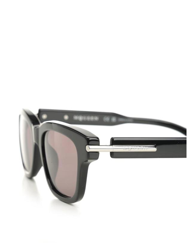 알렉산더 맥퀸 [해외직구][A94]McQUEEN 821685J07491056 여성 주얼리 McQUEEN McQUEEN Acetate Sunglasses 착용컷