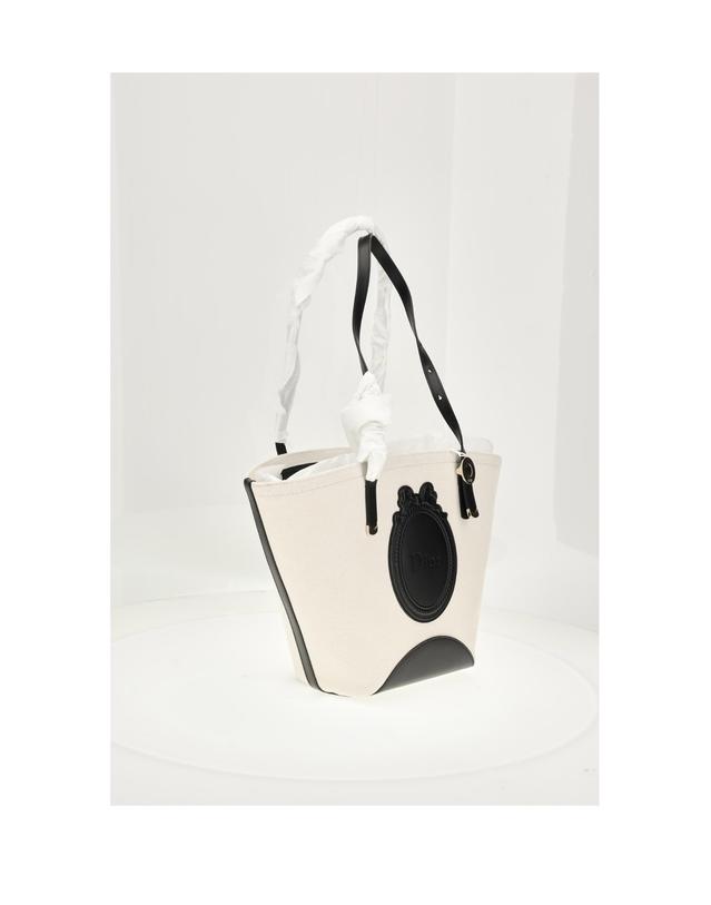 디올 [해외직구][K68]디올 M1424OEYW M911 여성 숄더백 크로스백 버킷백 탑핸들백 DIOR BLOOMING SMALL CANVAS MEDALLION 착용컷