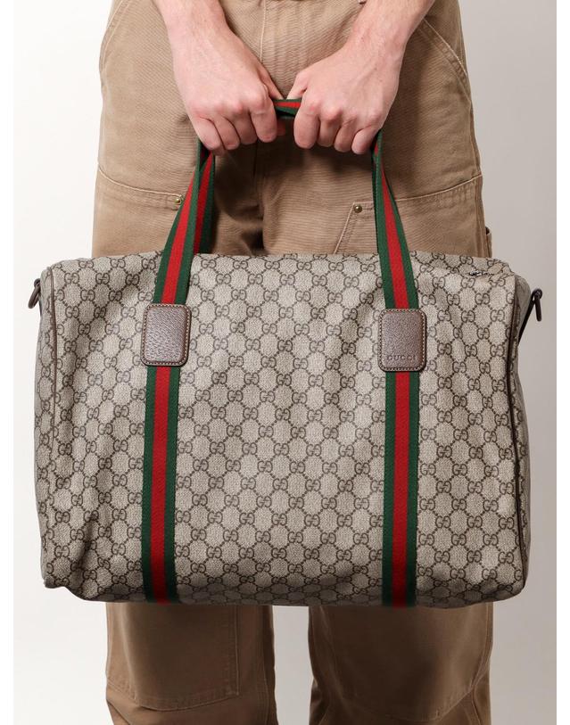 구찌 [해외직구][N85]구찌 758664 남성 토트백 위켄드백 캐리어 여행가방 GUCCI GG Supreme Fabric and leather travel bag with Web detail 착용컷