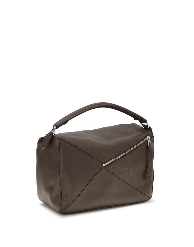 로에베 [해외직구][K68]로에베 B510PNLX17 3606 남성 크로스백 숄더백 메신저백 Large Puzzle Handbag in garnet calfskin 착용컷