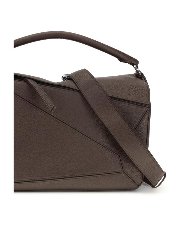 로에베 [해외직구][K68]로에베 B510PNLX17 3606 남성 크로스백 숄더백 메신저백 Large Puzzle Handbag in garnet calfskin 착용컷