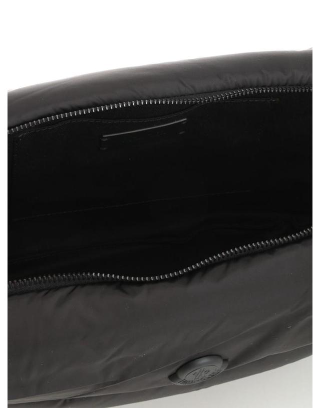 몽클레어 [해외직구][A94]몽클레어 L109A 6A00003M6275999 남성 지갑 미니백 MONCLER MONCLER Caradoc Quilted Beauty Case 착용컷