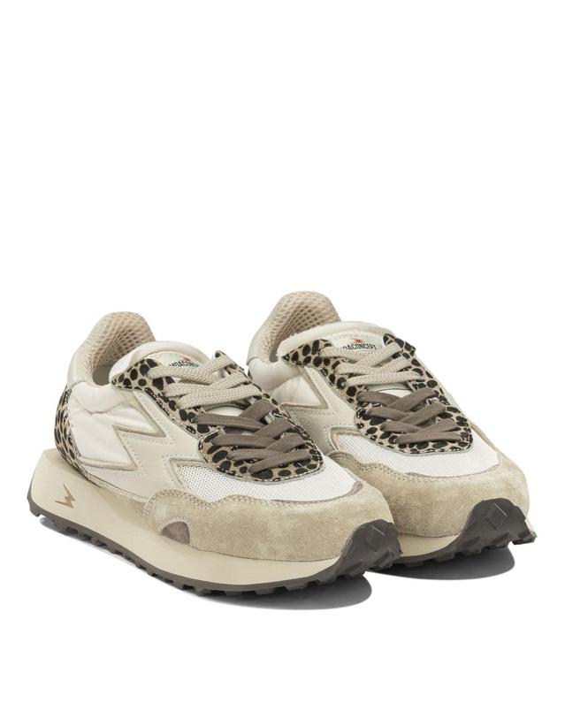 모아컨셉트 [해외직구][V90]Moaconcept HY371 여성 스니커즈 슬립온 Sneakers Slip On 착용컷