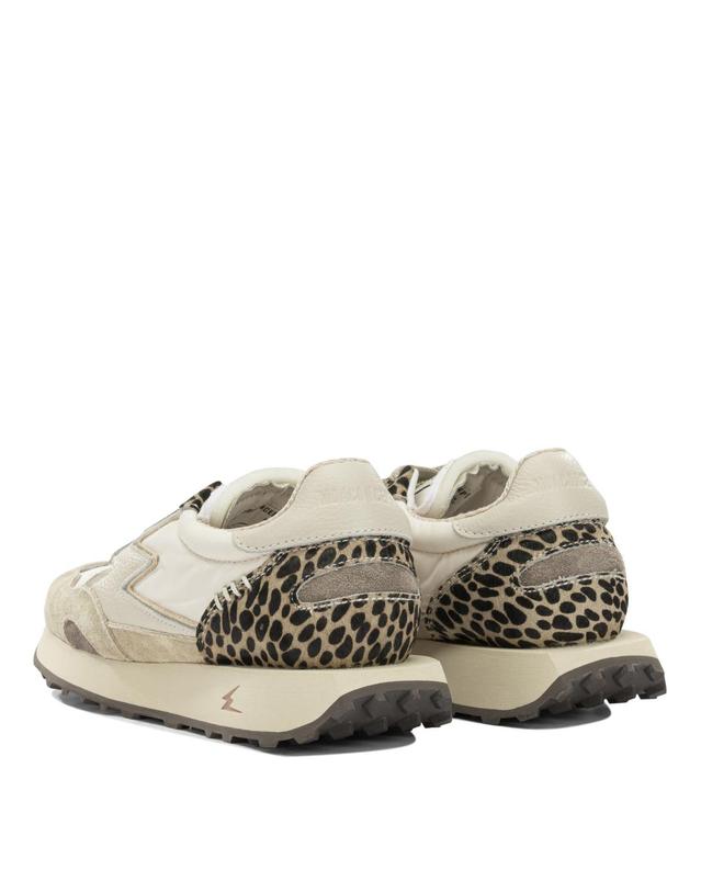 모아컨셉트 [해외직구][V90]Moaconcept HY371 여성 스니커즈 슬립온 Sneakers Slip On 착용컷