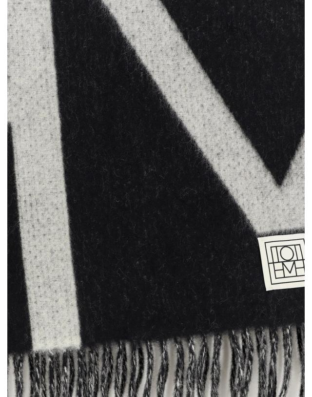 토템 [해외직구][N85]토템 264WSC0182 여성 스카프 머플러 목도리 TOTEME Monogram wool scarf 착용컷