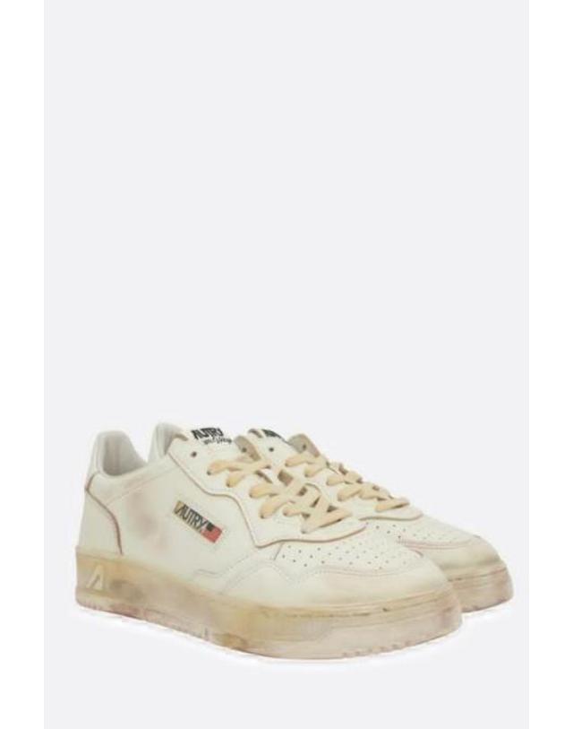 오트리 [해외직구][E32]오트리 AVLMSV07 남성 로우탑 하이탑 슬립온 스니커즈 단화 에스빠듀 AUTRY Medalist Super Vintage sneakers in leather 착용컷