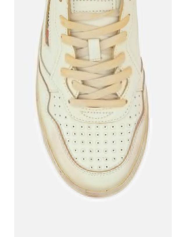 오트리 [해외직구][E32]오트리 AVLMSV07 남성 로우탑 하이탑 슬립온 스니커즈 단화 에스빠듀 AUTRY Medalist Super Vintage sneakers in leather 착용컷