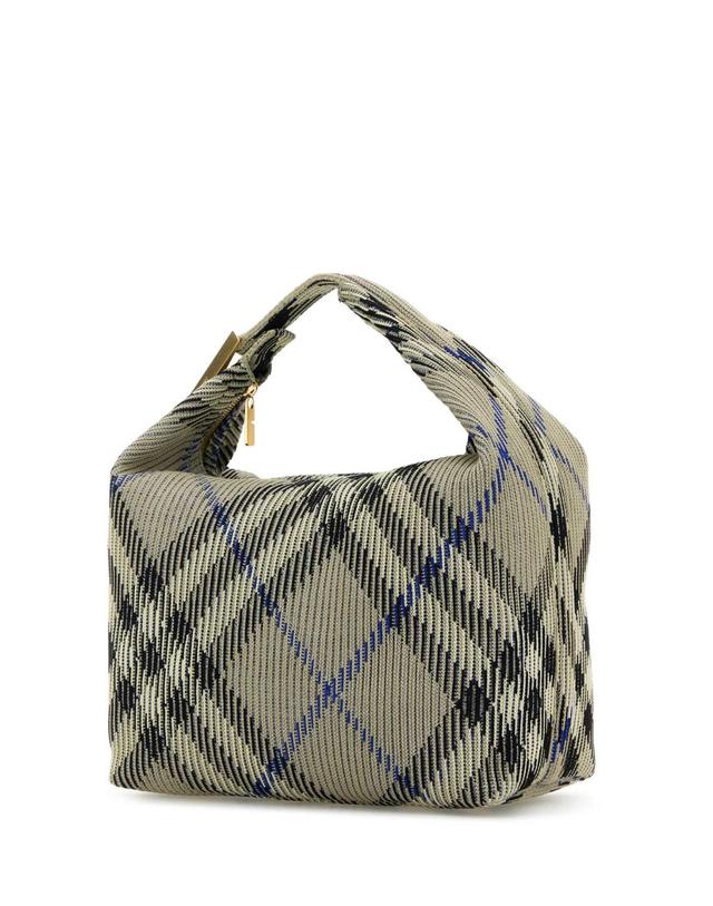 버버리 [해외직구][X45]버버리 8092989 B9629 여성 토트백 쇼퍼백 탑핸들백 핸드백 Embroidered nylon medium Peg handbag 착용컷