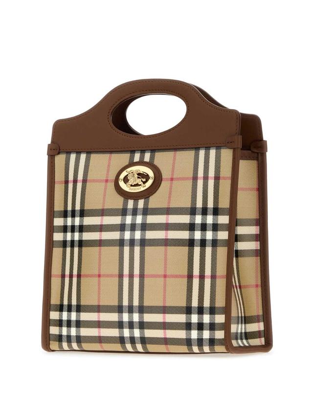 버버리 [해외직구][X45]버버리 8128442 A7026 여성 토트백 쇼퍼백 탑핸들백 핸드백 Coated canvas mini Pocket handbag 착용컷