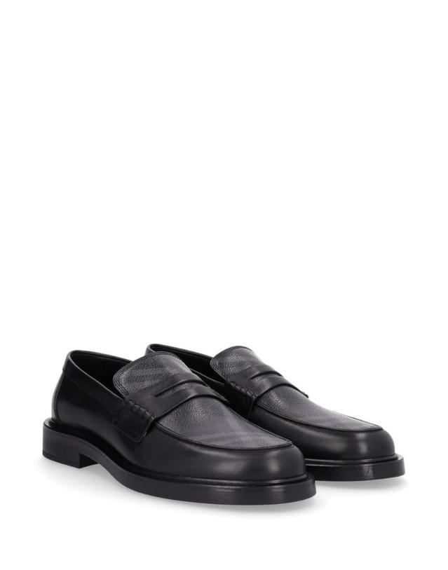 버버리 [해외직구][A94]버버리 8135365A1189 남성 로퍼 드라이빙슈즈 BURBERRY BURBERRY Pembroke Loafers In Leather And Check 착용컷