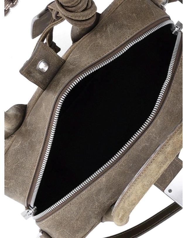골든구스 [해외직구][A94]GOLDEN GOOSE GWA00470A00091535674 여성 토트백 탑핸들백 GOLDEN GOOSE GOLDEN GOOSE Vita Bag In Suede 착용컷