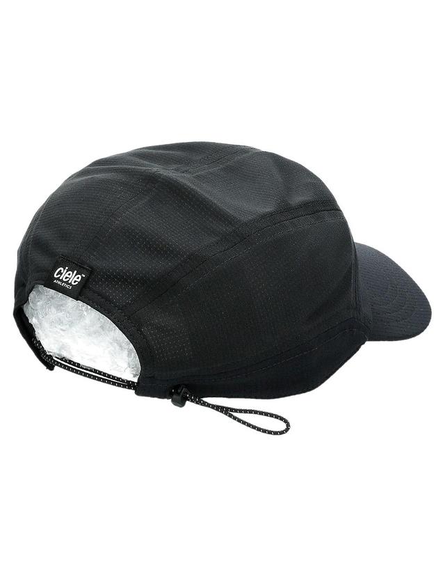 씨엘르 26SS 씨엘르 SC-필드 아이코닉 SL 볼캡 U-2-CA-0064-BK002 착용컷