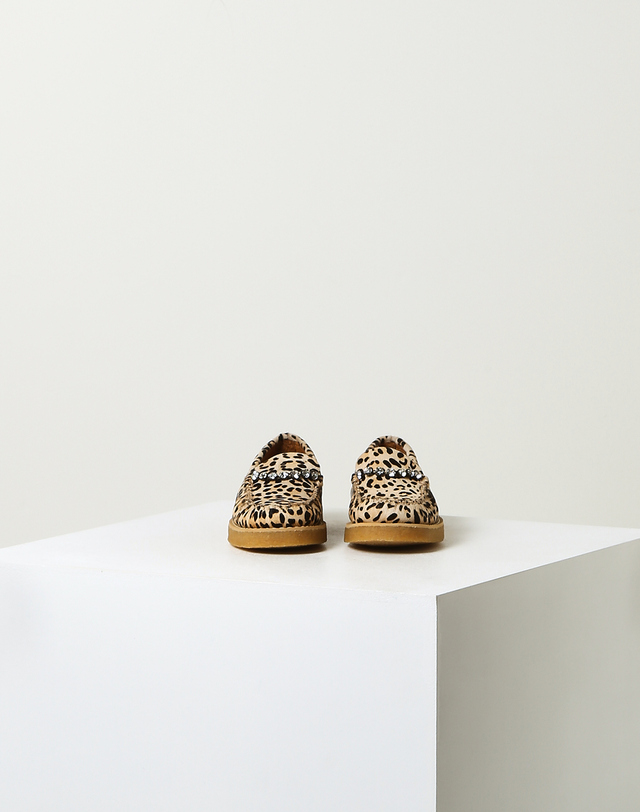 포르테 포르테 포르테포르테 [SEBAGO x FORTE FORTE] 베이지 크리스탈장식 소가죽 로퍼 MULTI COLOR 착용컷