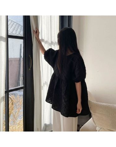 [보리보리] 꽃자수 퍼프 오버핏 셔링 빅사이즈 블라우스 티셔츠 F850