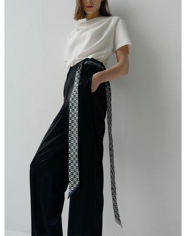 SILK BANDING WAIST REGULAR PANTS [BLACK]