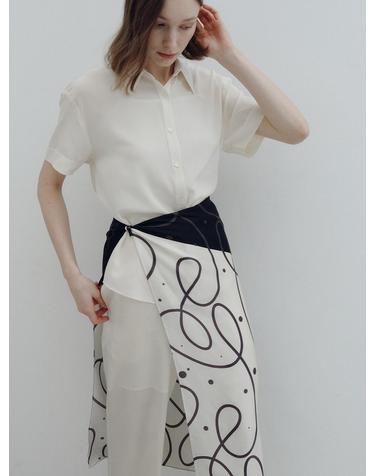 SILK SHORT SLEEVE SOLID BLOUSE [IVORY]