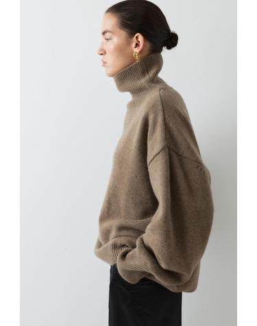 디온즈 ALPACA TURTLE-NECK PULLOVER [BROWN]
