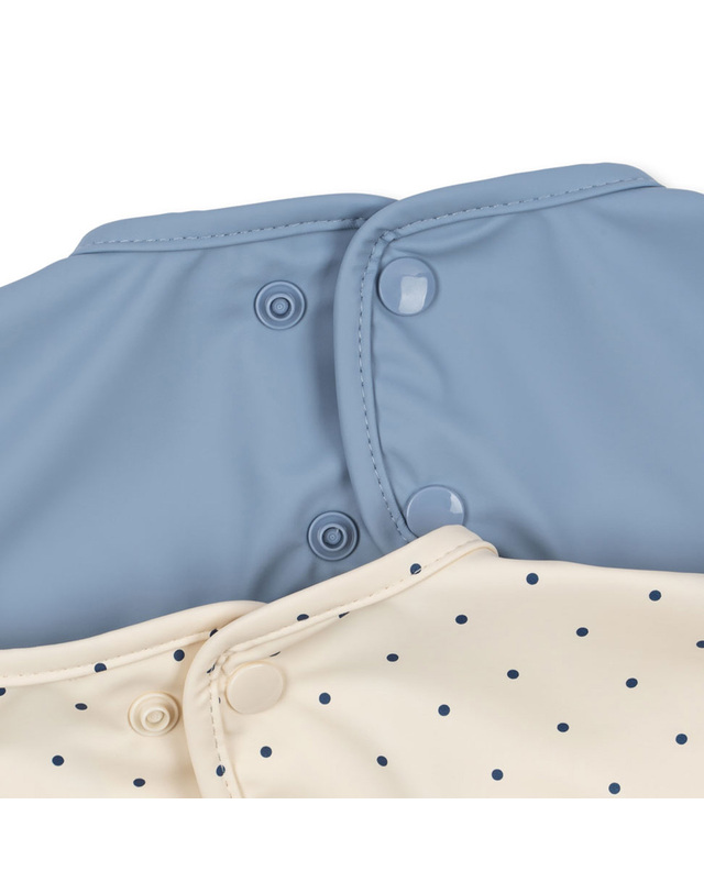콩제슬래드 국내공식 콩제슬래드 디너 빕 슬리브 턱받이 2팩 NAVY DOT RAIN WASHED 착용컷