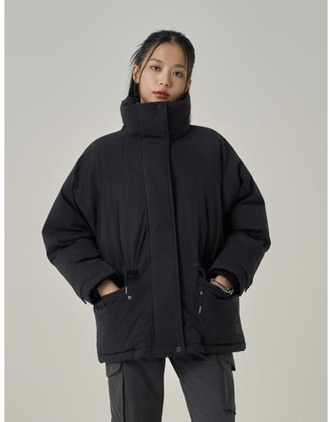 W 하이넥 미드 다운 점퍼 블랙 SDFJDFP50BLK