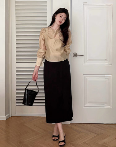 BUSTIER BLOUSE BEIGE 뷔스티에 블라우스 베이지
