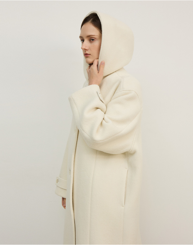 지에마르 HOOD WOOL LONG COAT 후드 울 롱 코트 착용컷