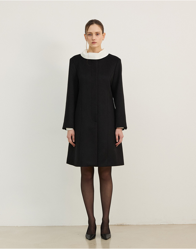 지에마르 WOOL FLARE HALF COAT BLACK 울 플레어 하프 코트 블랙 착용컷
