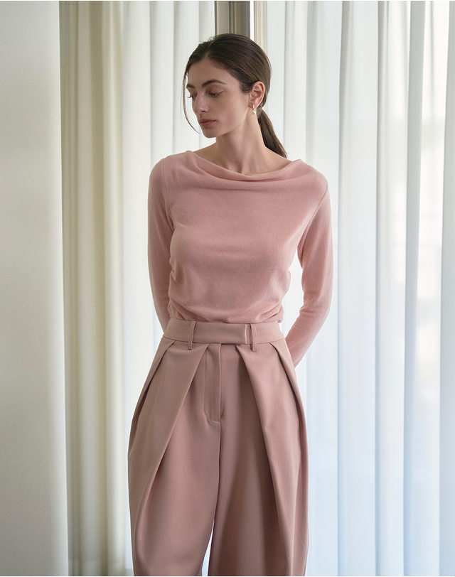 지에마르 DRAPE SHIRRING TEE PINK 드레이프 셔링티 핑크 착용컷