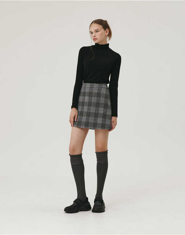 지에마르 CLASSIC WOOL SKIRT GRAY CHECK 착용컷