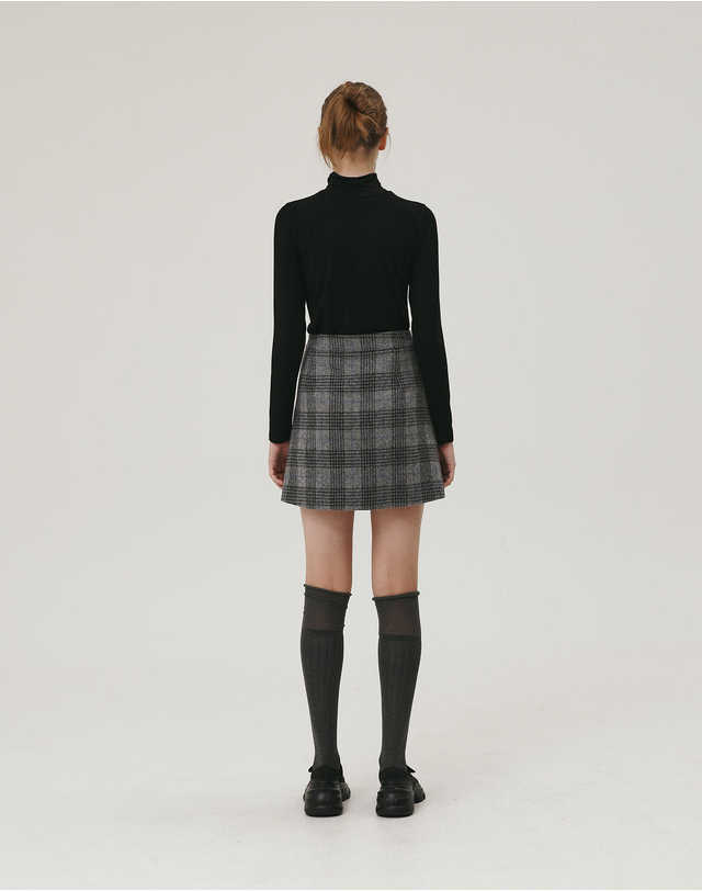 지에마르 CLASSIC WOOL SKIRT GRAY CHECK 착용컷