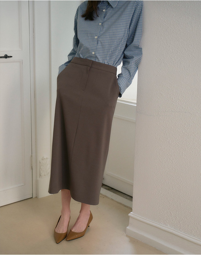 지에마르 STRAIGHT MAXI SKIRT GRAY 스트레이트 맥시 스커트 그레이 착용컷