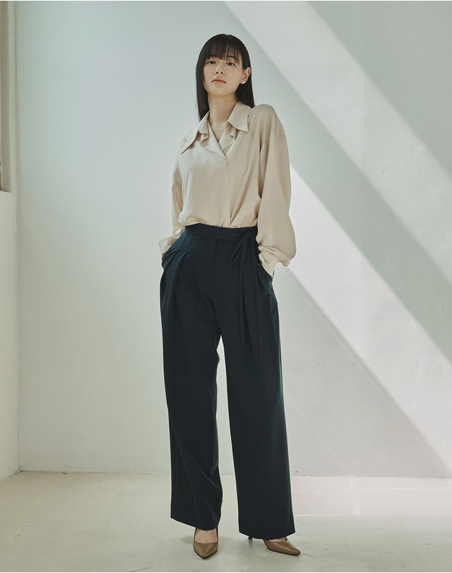 지에마르 RIBBON TIE SLACKS 2COLOR 리본 타이 슬랙스 투 컬러 착용컷