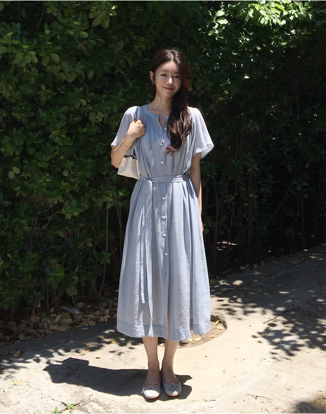 지에마르 섬머 롱 드레스 스카이블루 SUMMER LONG DRESS SKY BLUE 착용컷