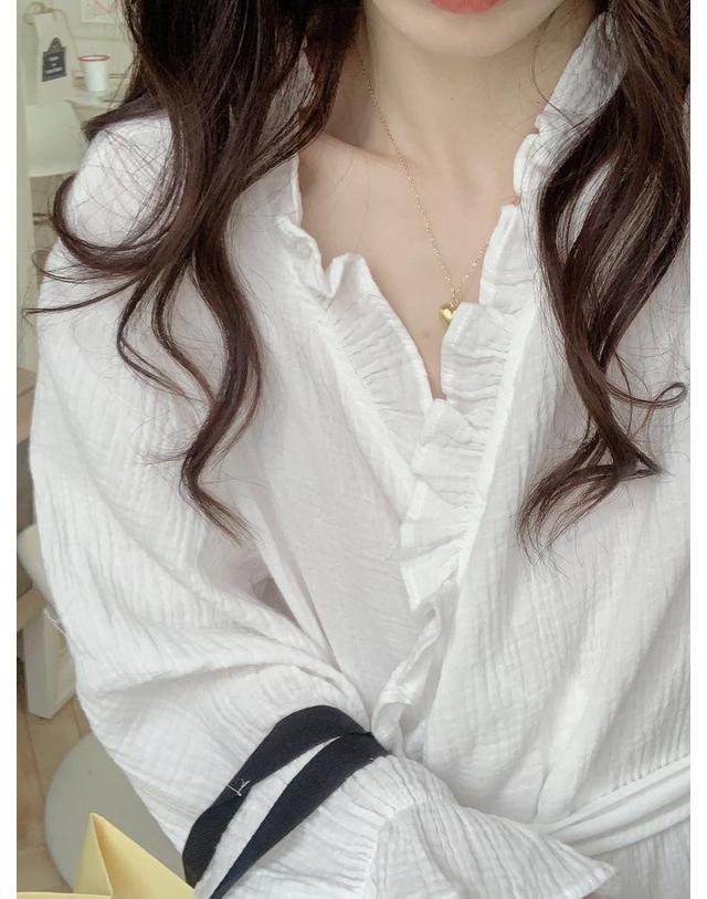 딜라이트홈 화이트프릴 디자인 샤워가운 목욕가운 로브 잠옷 착용컷