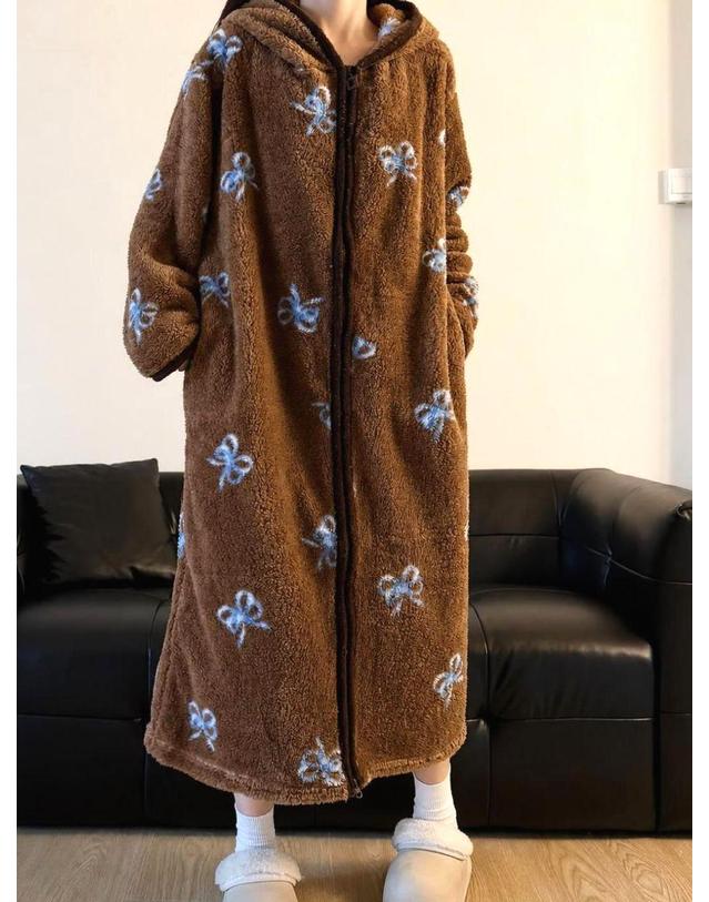 딜라이트홈 브라운리본 뽀글이 후드집업 홈웨어 파자마 착용컷