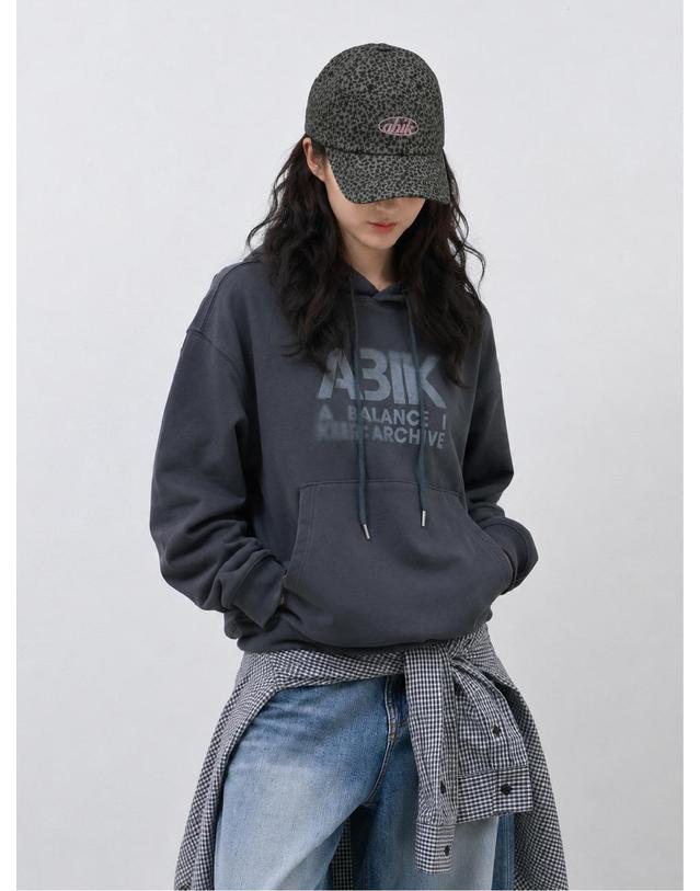 아빅 ABIK 에센셜 로고 볼캡 Gray 스트릿패션 모자 착용컷