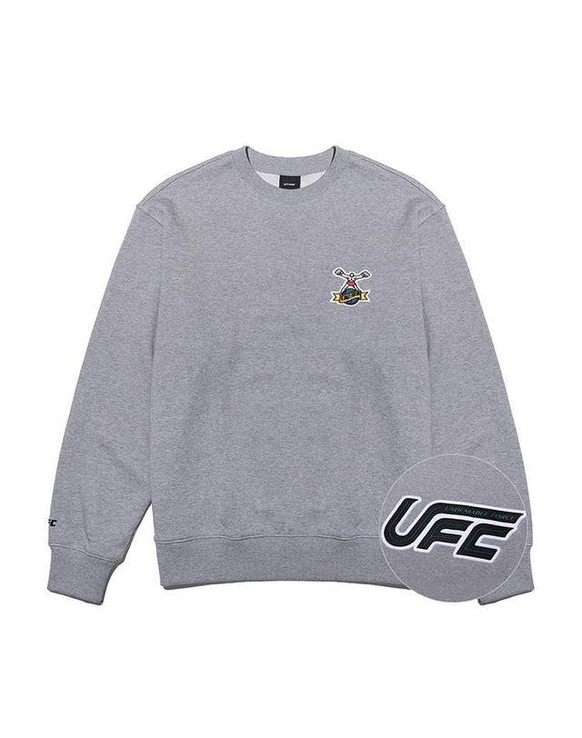 유에프씨스포츠 [UFC] 울티맨 플레이 릴렉스핏 맨투맨 그레이 U3SWT4334MG 착용컷