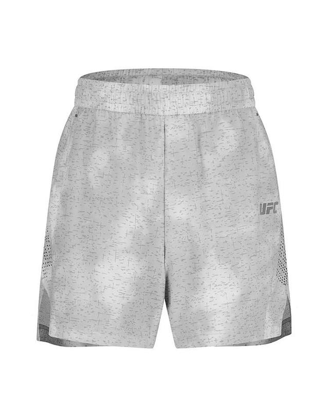 유에프씨스포츠 [UFC] 제로 100 릴렉스 핏 리플렉티브 쇼츠 그레이 U4SPV2307GR 착용컷