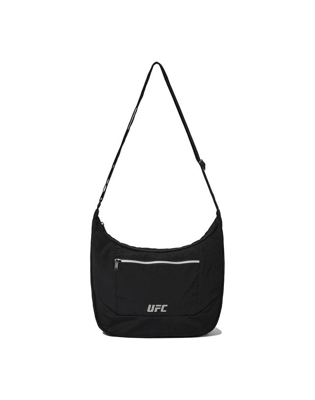 유에프씨스포츠 [UFC] 베이직 호보백 블랙 U4SBV2308BK 착용컷