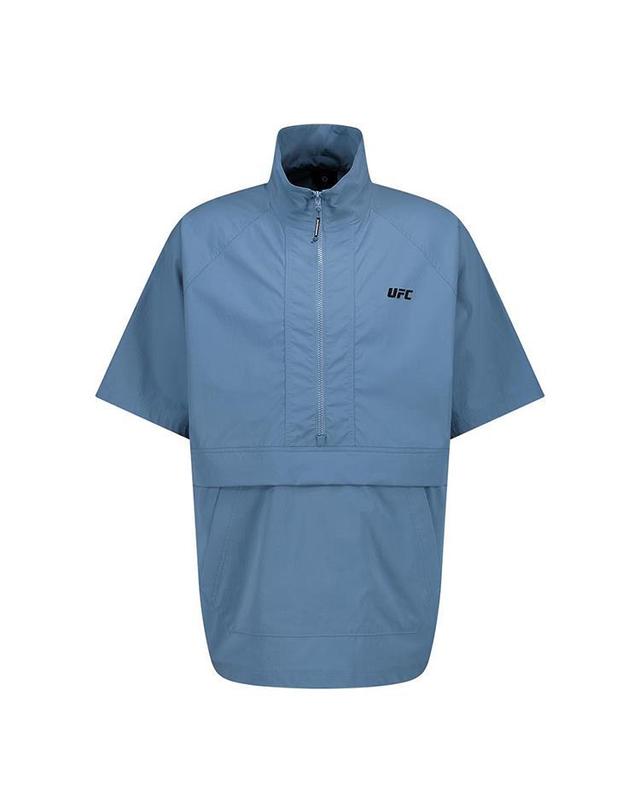 유에프씨스포츠 [UFC] 베이직 오버핏 반팔 아노락 자켓 다크 블루 U4JKV2317DB 착용컷