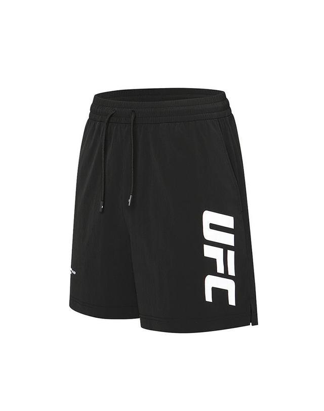 유에프씨스포츠 [UFC] 에센셜 릴렉스핏 쇼츠 블랙 U2SPW2301BK 착용컷