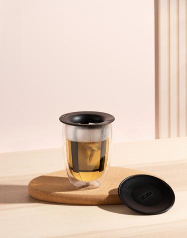 보덤 티 포 원 더블월 글라스 + 티 스트레이너 세트 350ml 블랙