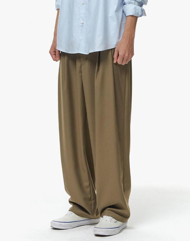 비얼디드키드 [비얼디드키드] 남성 BIG SILHOUETTE PANTS BROWN (B23FWMP03BRA1-W) 착용컷