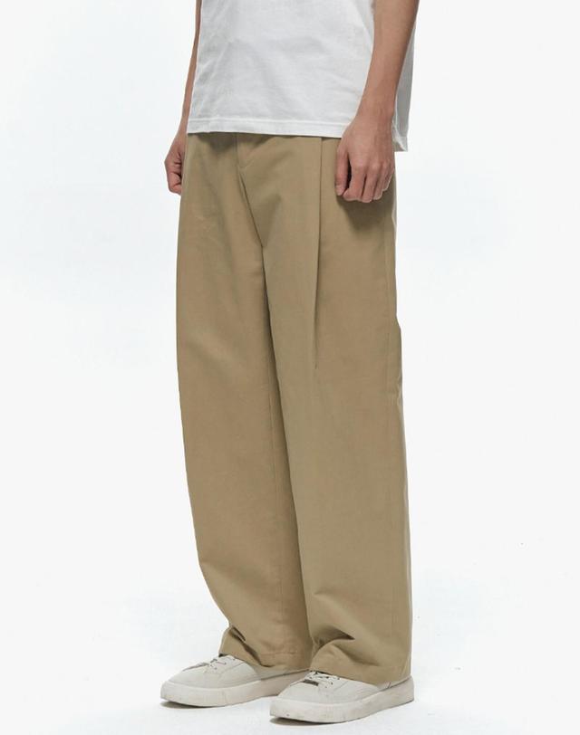 비얼디드키드 [비얼디드키드] 남성 COTTON SILHOUETTE PANTS BEIGE (B23SSMP12BEA1-W) 착용컷