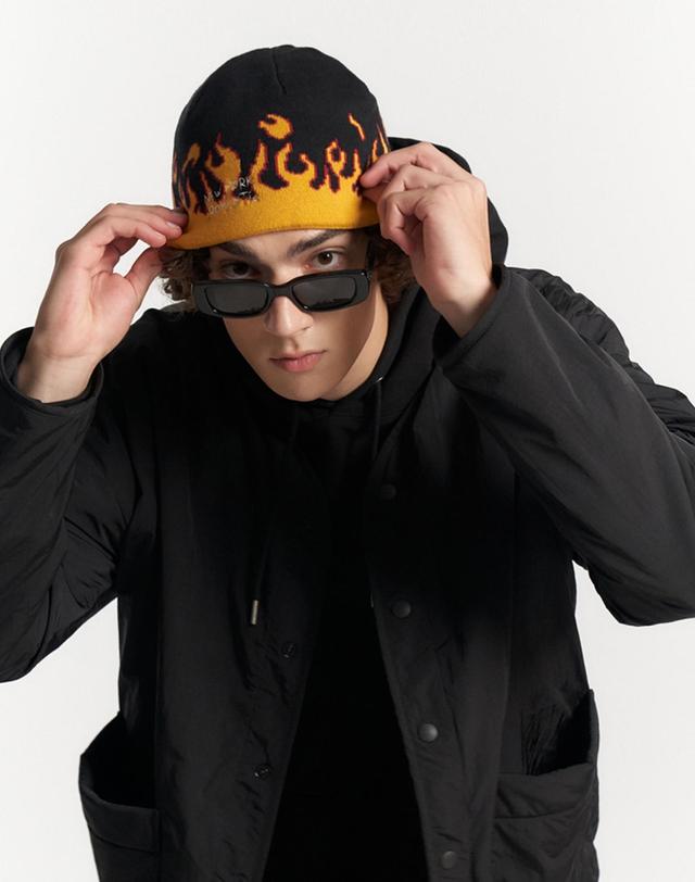 비얼디드키드 [비얼디드키드] FLAME BEANIE RED (B22FWMA03BKA1-W) 착용컷