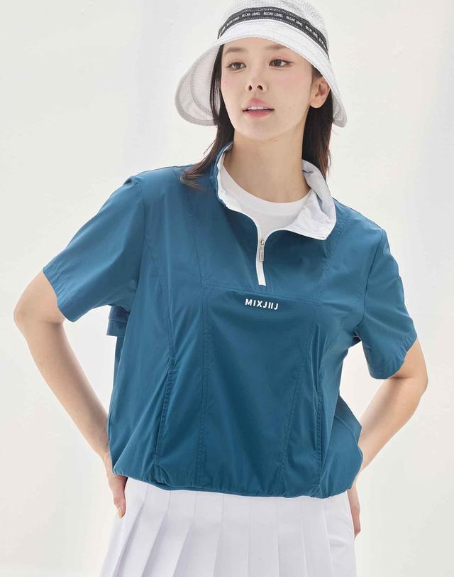 제이투제이 제이투제이 여성골프웨어 에어리 루즈핏 하이넥 탑 착용컷