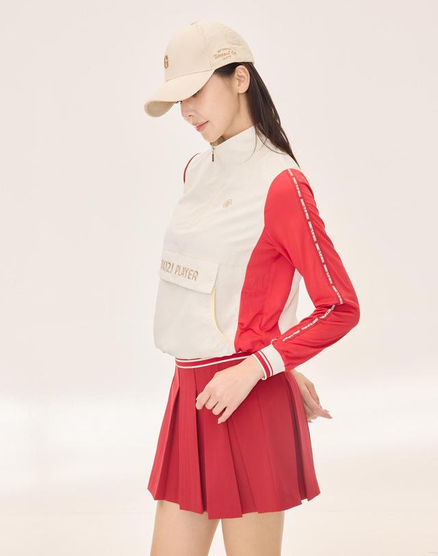 제이투제이 레터링 라인 반집업 방풍 티셔츠 아이보리 착용컷