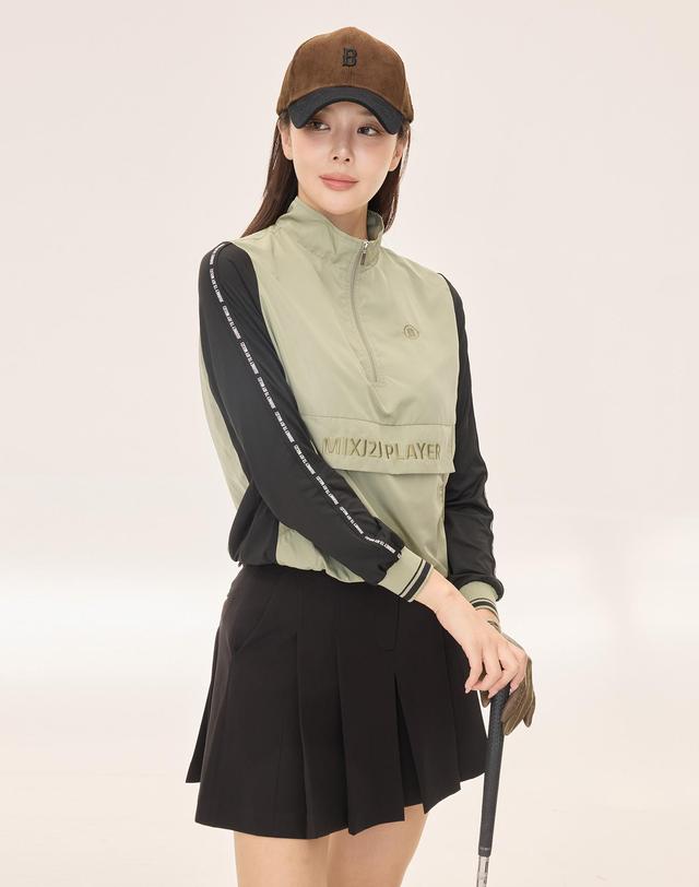 제이투제이 레터링 라인 반집업 방풍 티셔츠 카키 착용컷